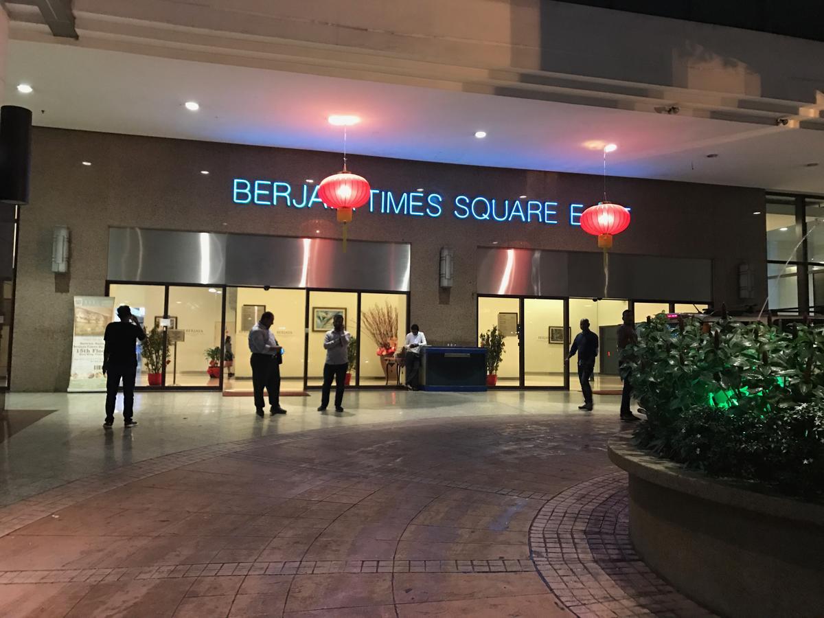 Apartament Times Square Bukit Bingtang At Kuala Lumpur Zewnętrze zdjęcie